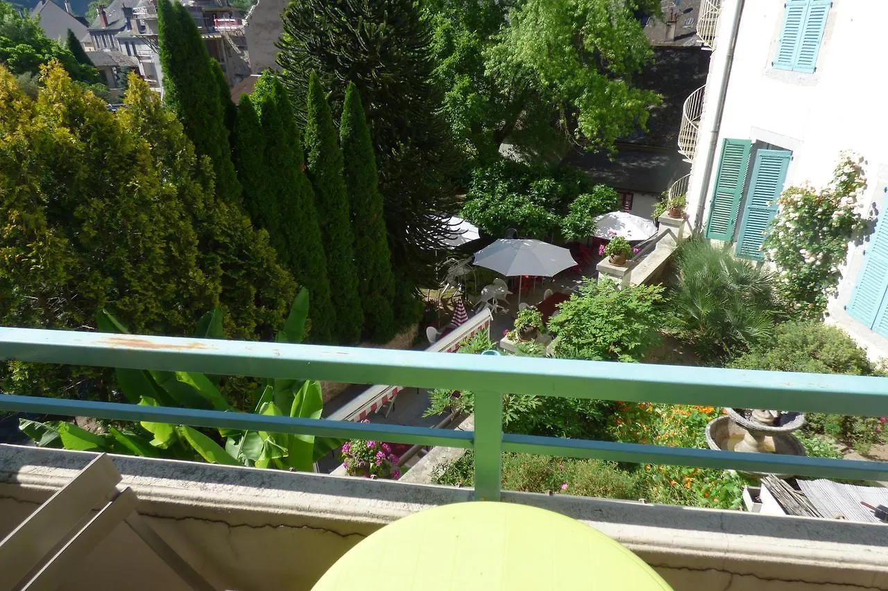 Entraygues-sur-Truyère Hotel Du Lion D'Or