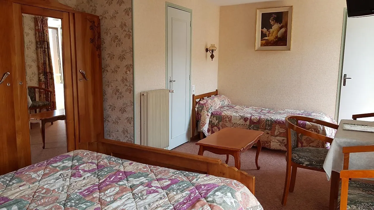 Entraygues-sur-Truyère Hotel Du Lion D'Or צרפת